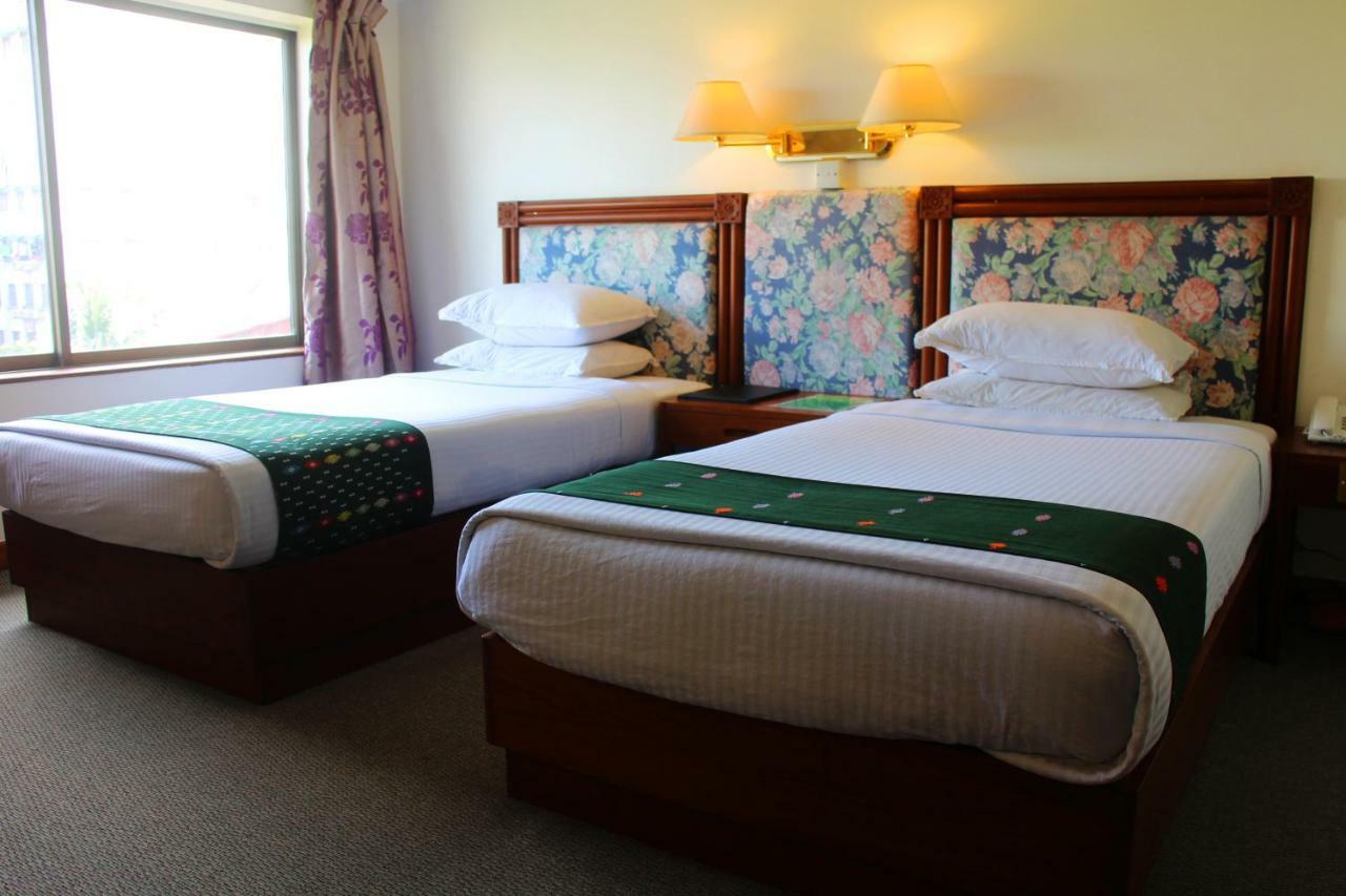 Alfa Hotel Rangun Zewnętrze zdjęcie